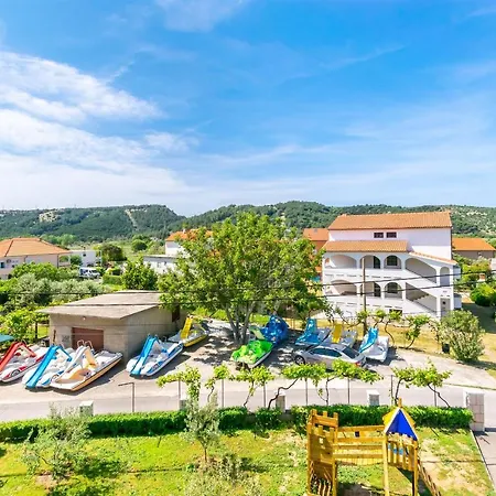 Ivan I Marija Lejlighed *