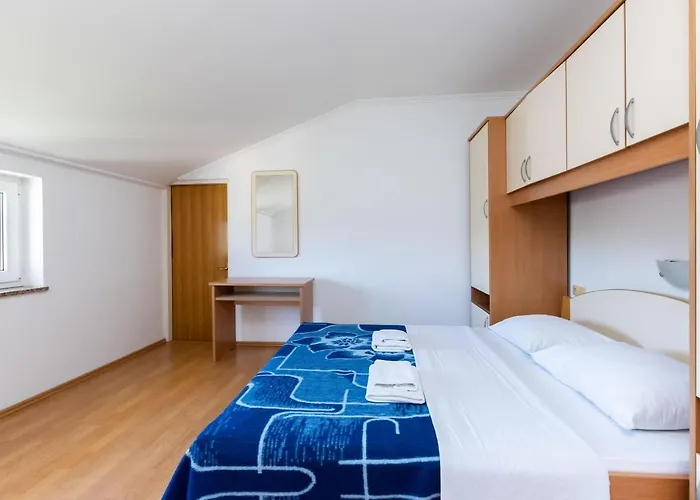 Ivan I Marija Apartment Lopar