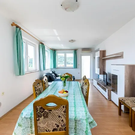 Apartament Ivan I Marija *