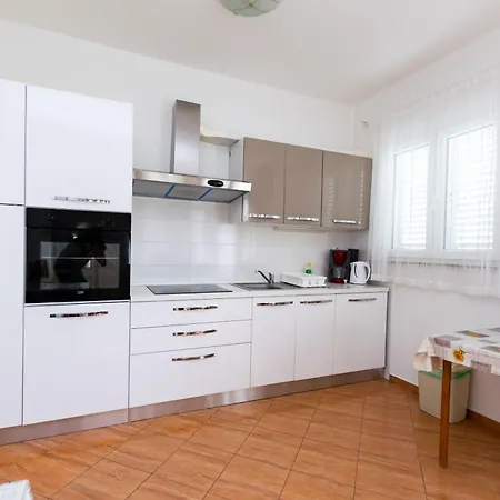 Apartamento Ivan I Marija *